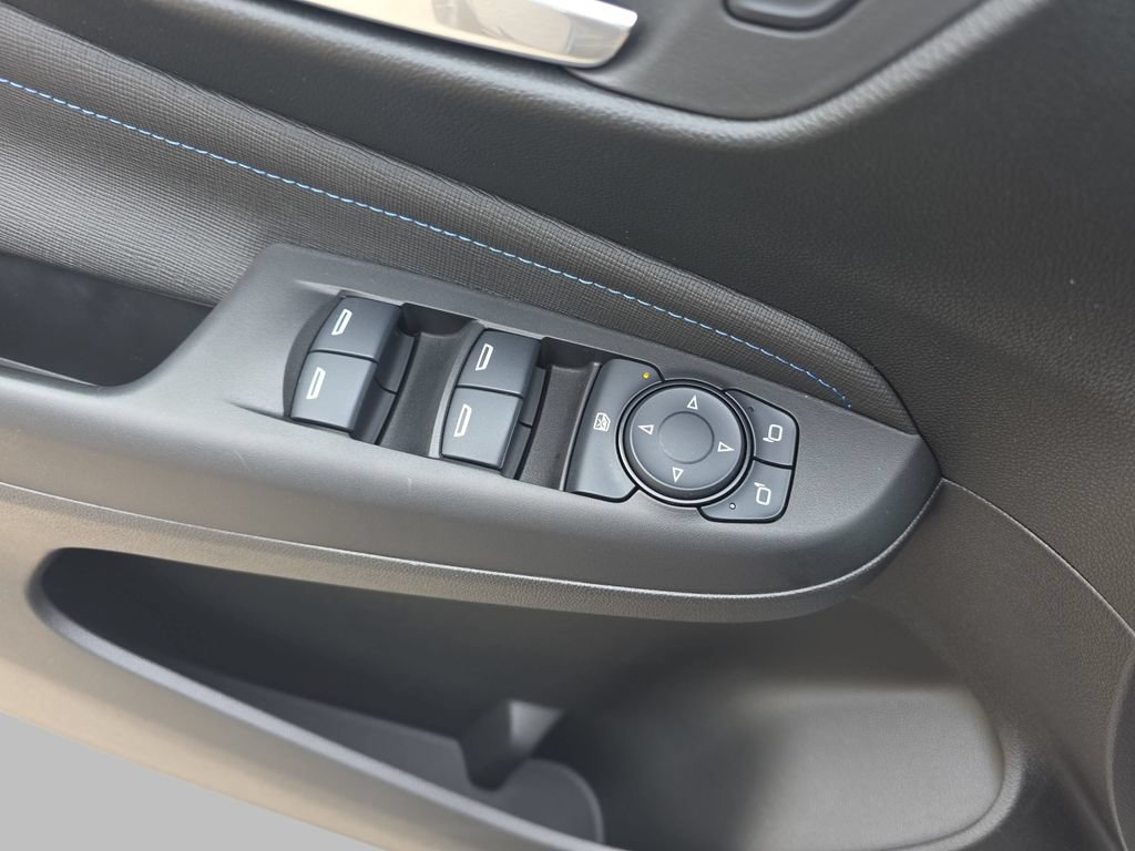 Used 2024 Buick Envista Sport Touring w/ Convenience I Package FWD image 30
