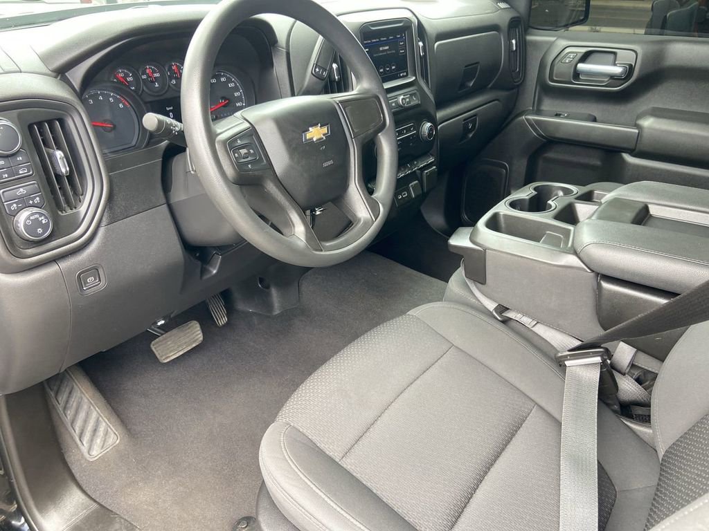 Used 2021 Chevrolet Silverado 1500 Custom image 6