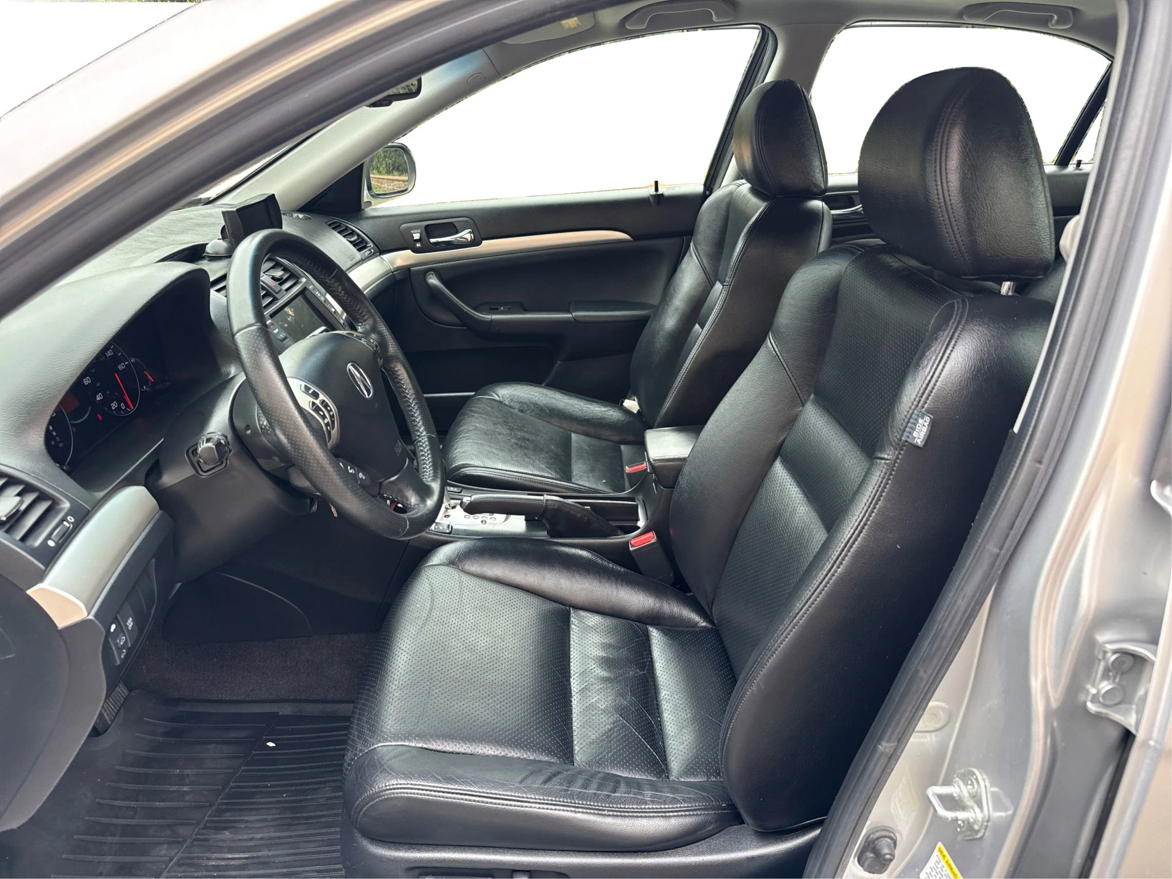 Used 2007 Acura TSX w/ Navigation FWD image 9