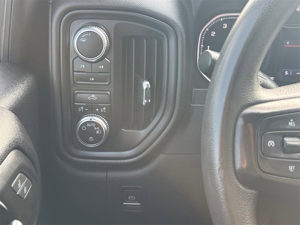 Used 2022 GMC Sierra 2500 Pro w/ Convenience Package image 23