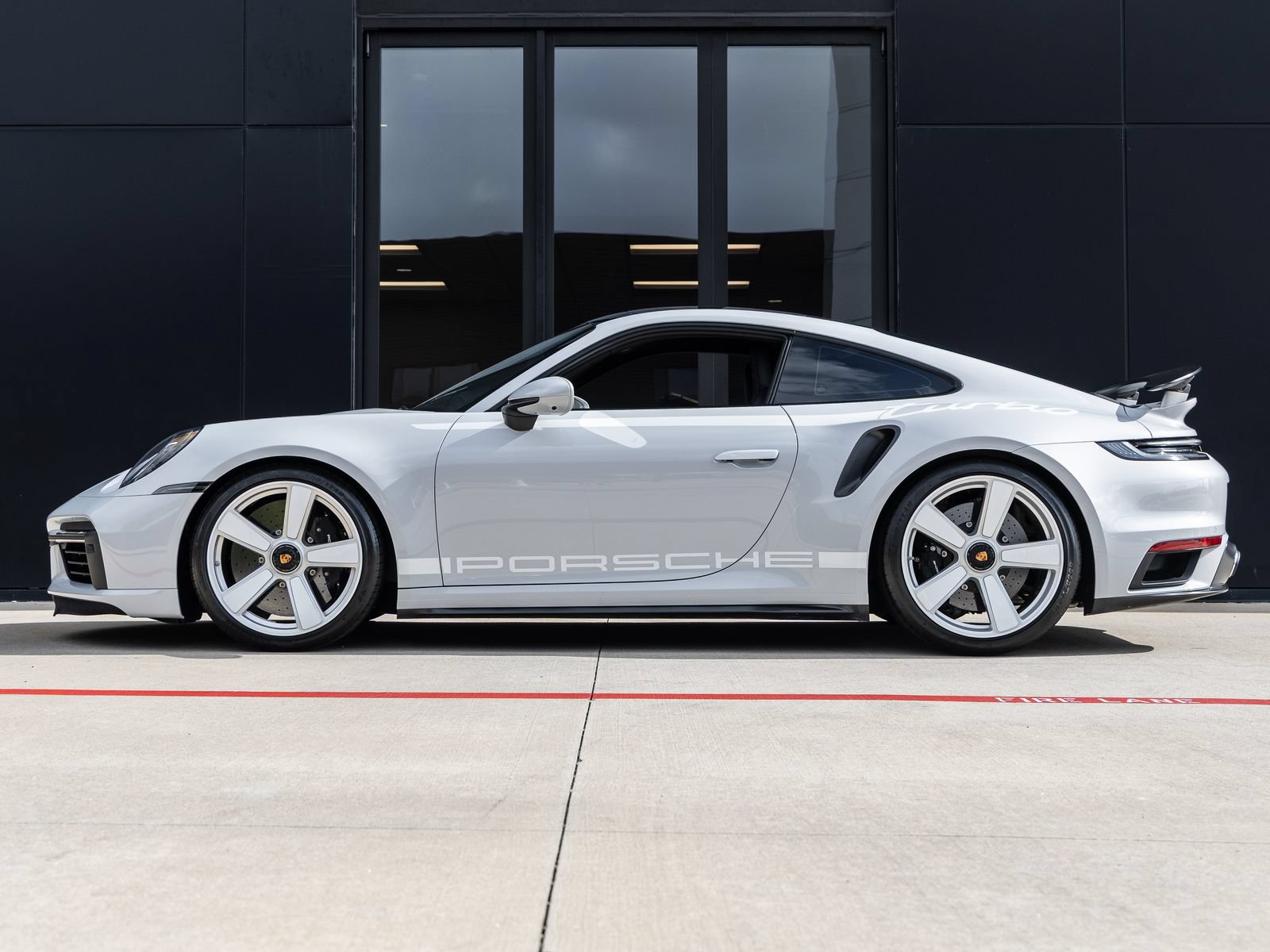 Certified 2025 Porsche 911 Turbo S AWD/4WD image 2