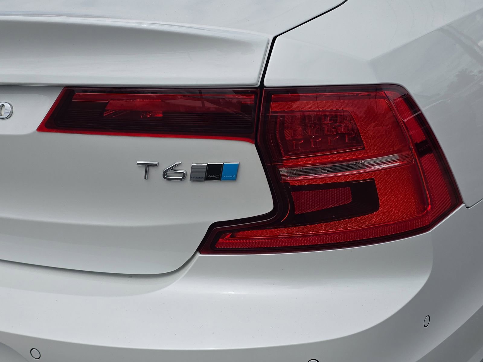 Used 2017 Volvo S90 T6 Inscription w/ Vision Package image 8