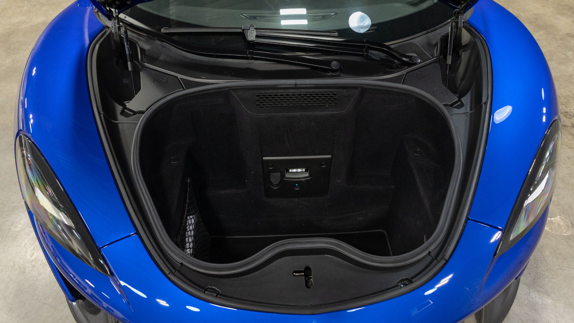 Used 2019 McLaren 570S Coupe RWD image 63