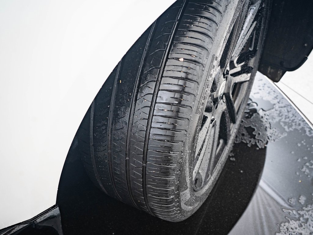 Used 2022 Land Rover Range Rover SE image 39