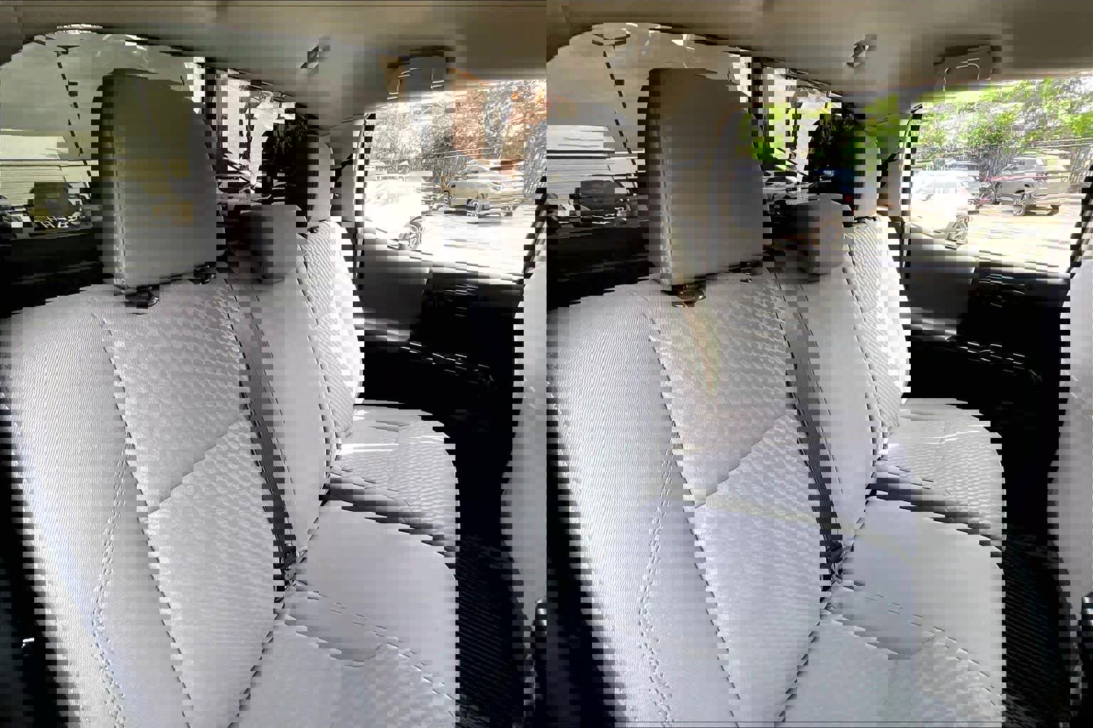 Used 2021 Toyota Tacoma SR w/ SR Convenience Package RWD image 19