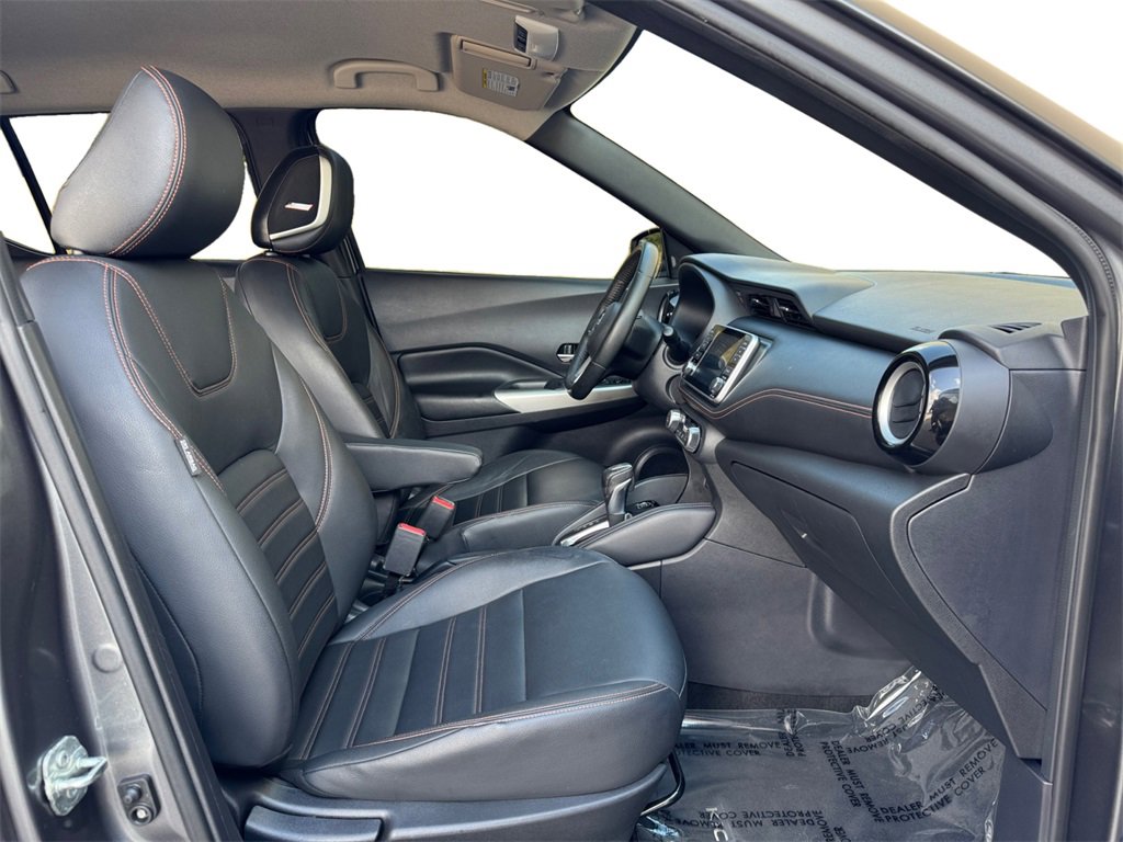 Used 2019 Nissan Kicks SR w/ SR Premium Package image 18