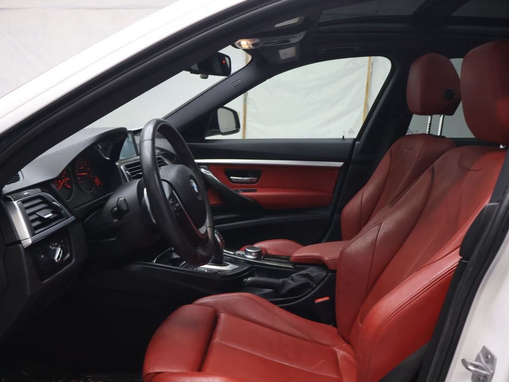 Used 2017 BMW 330i Gran Turismo xDrive AWD/4WD image 15