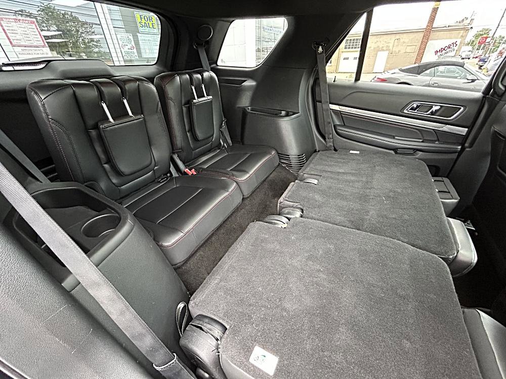 Used 2018 Ford Explorer Sport w/ Equipment Group 401A AWD/4WD image 15