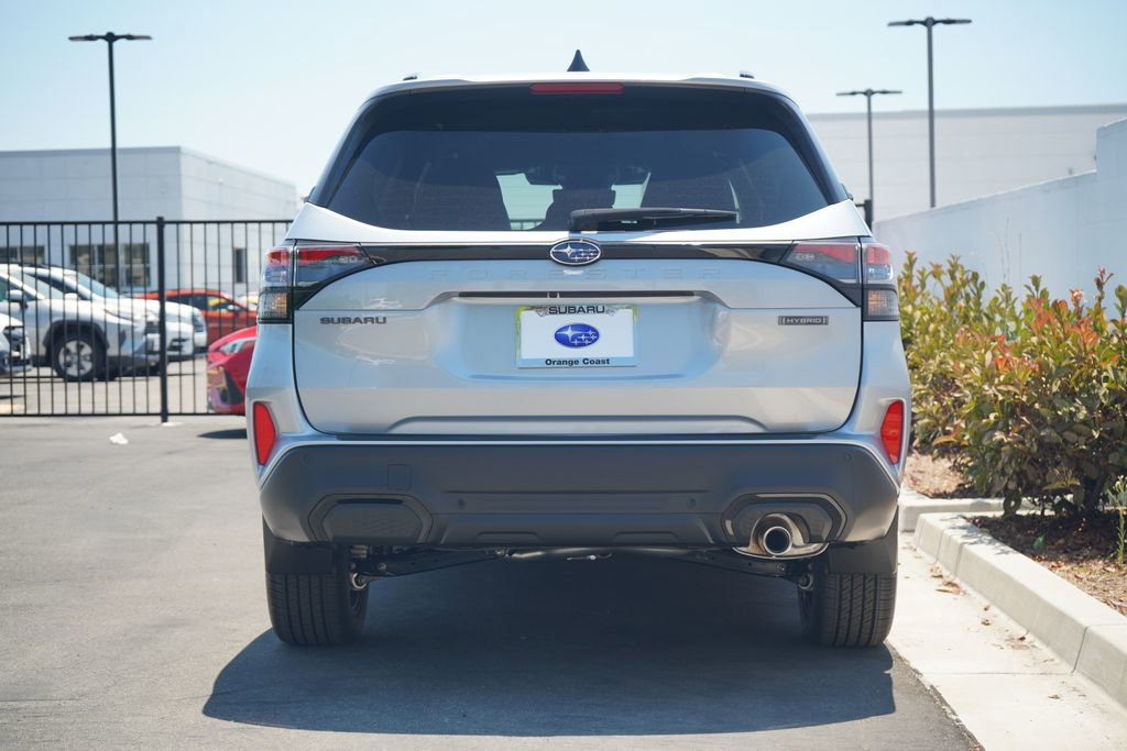 New 2025 Subaru Forester Touring w/ Touring Package image 4