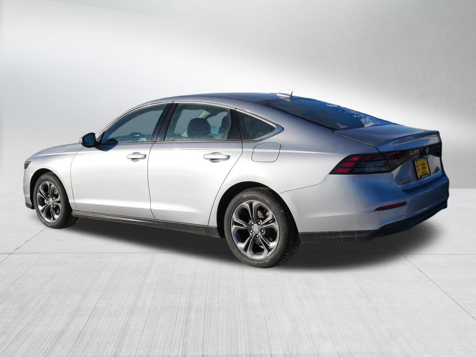 Used 2023 Honda Accord EX image 5