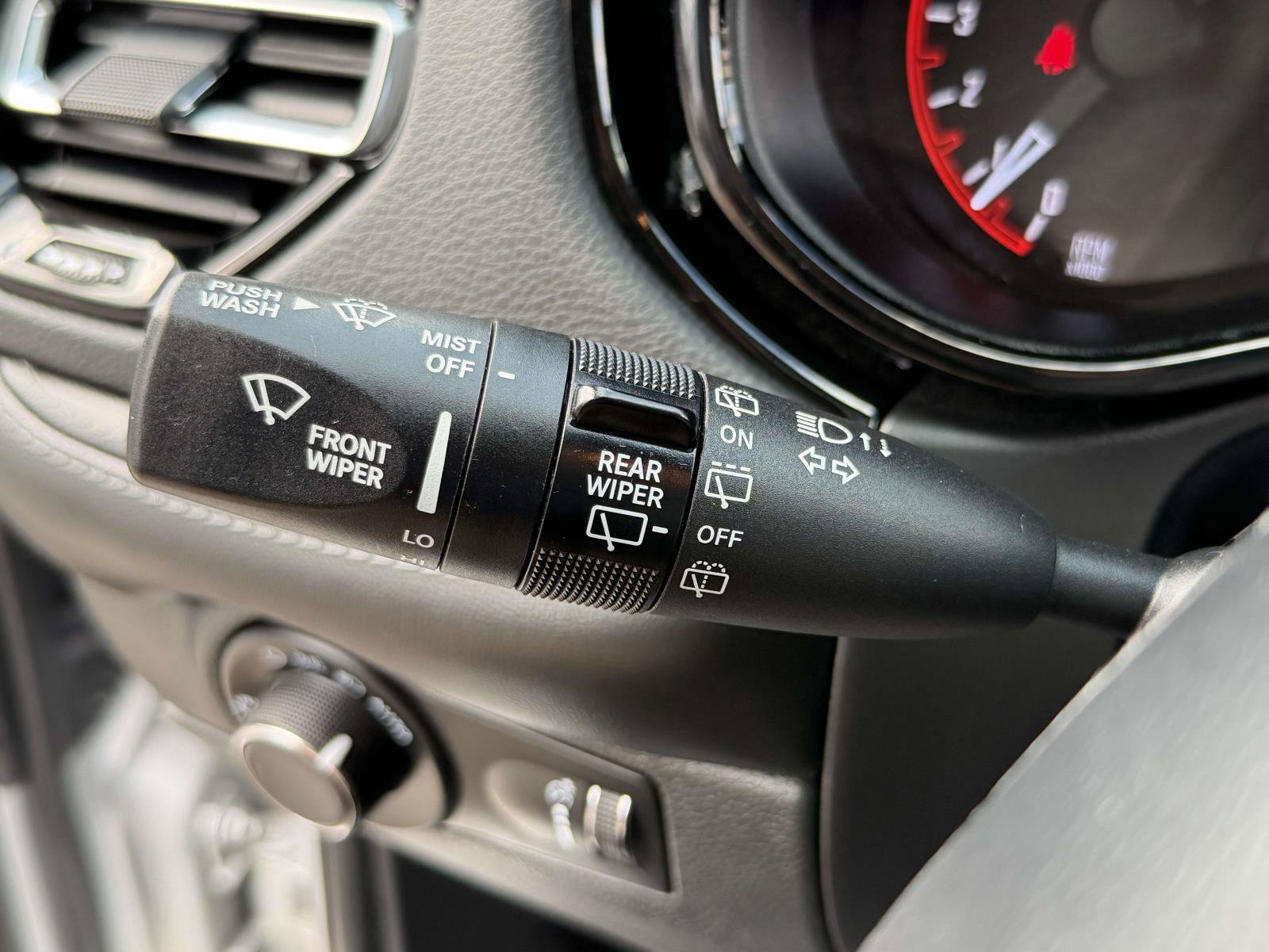 Used 2024 Dodge Durango SXT w/ SXT Blacktop Group AWD/4WD image 20