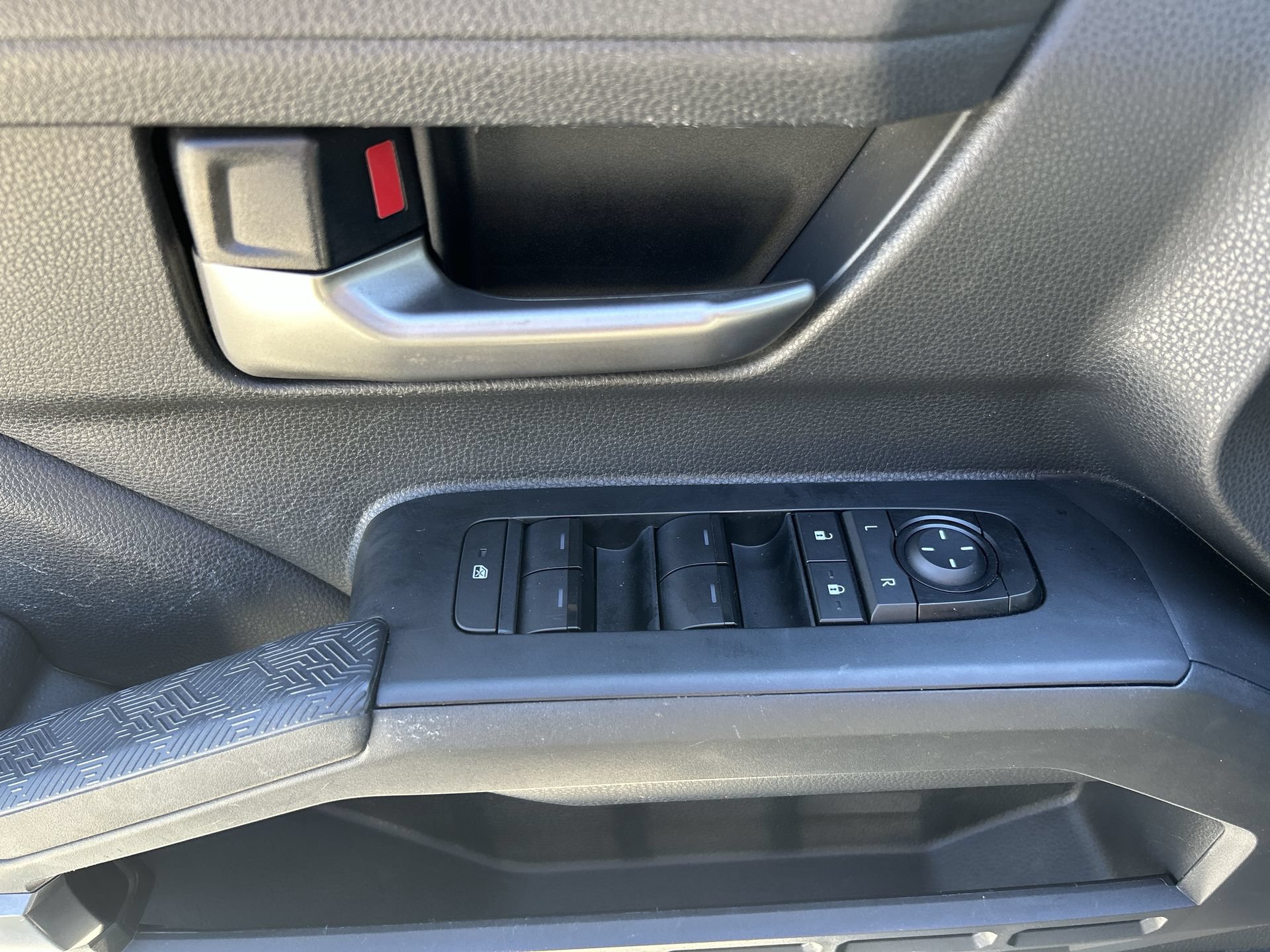 Used 2024 Toyota Tacoma TRD Sport RWD image 15