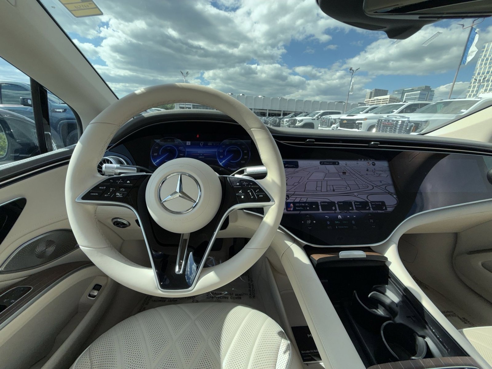 Used 2023 Mercedes-Benz EQS 580 4MATIC Sedan image 16