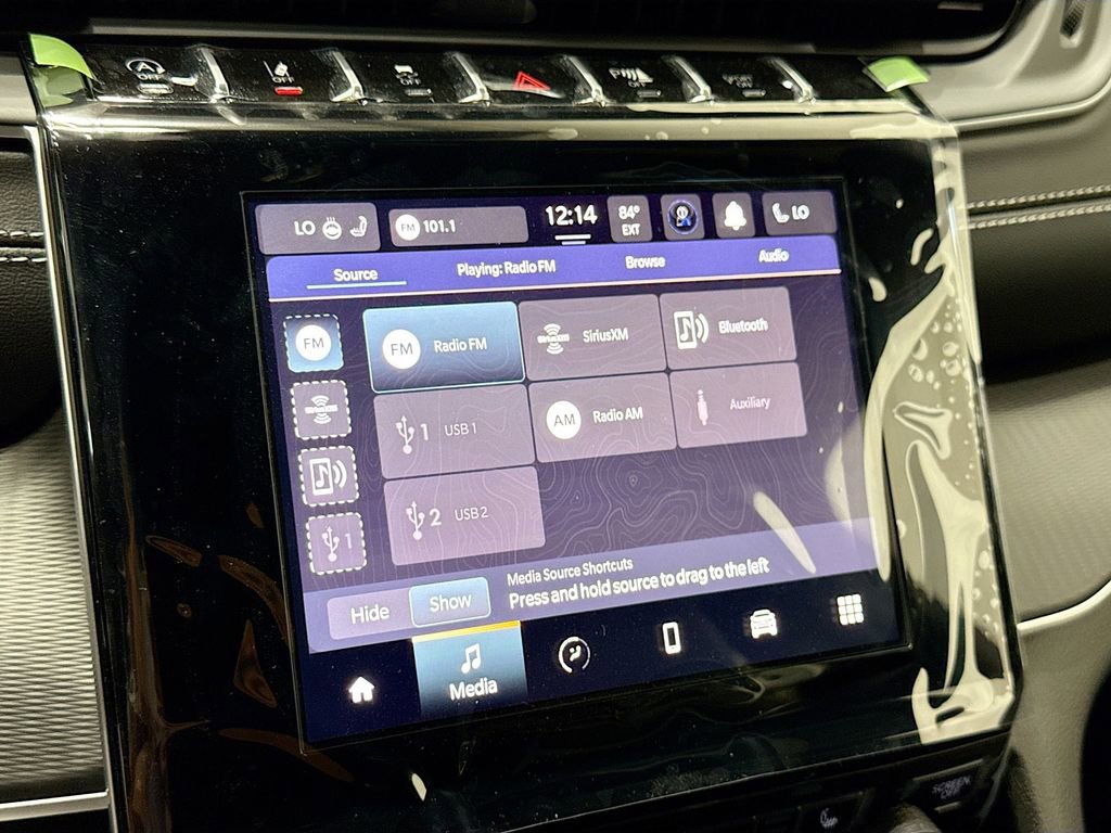 New 2025 Jeep Grand Cherokee L Laredo image 35