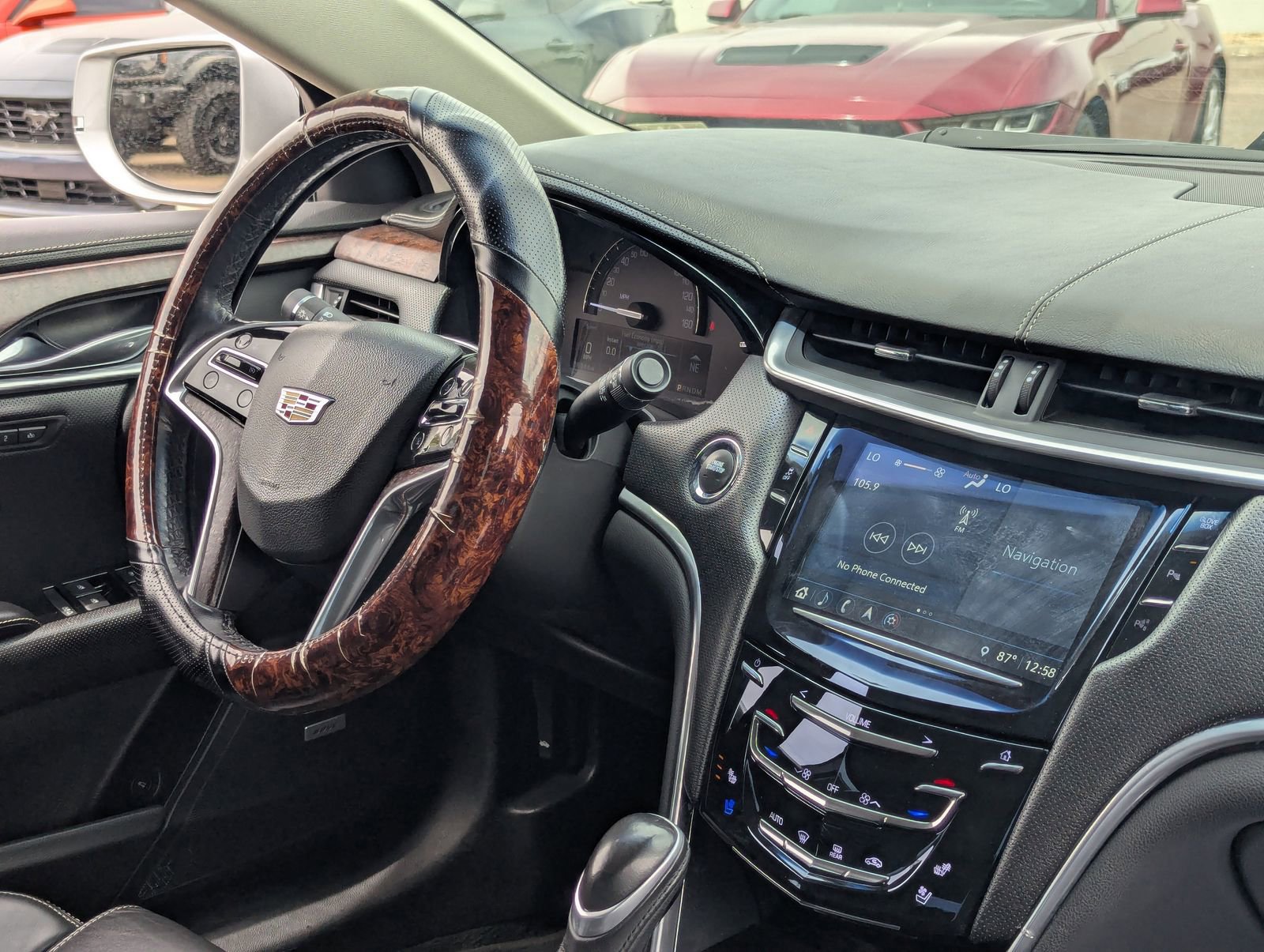 Used 2019 Cadillac XTS Luxury FWD image 12