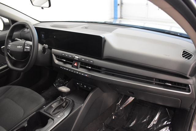 Used 2025 Kia K4 FWD image 18