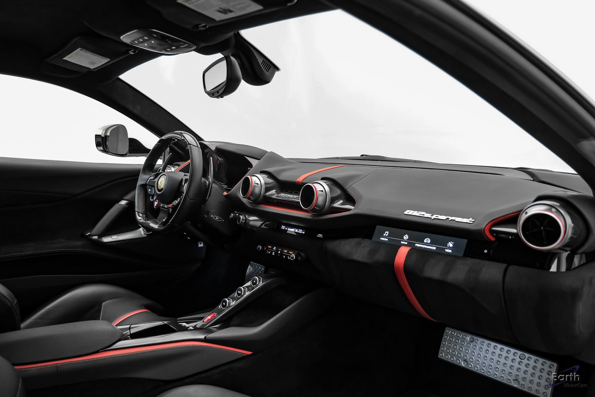 Used 2019 Ferrari 812 Superfast RWD image 56