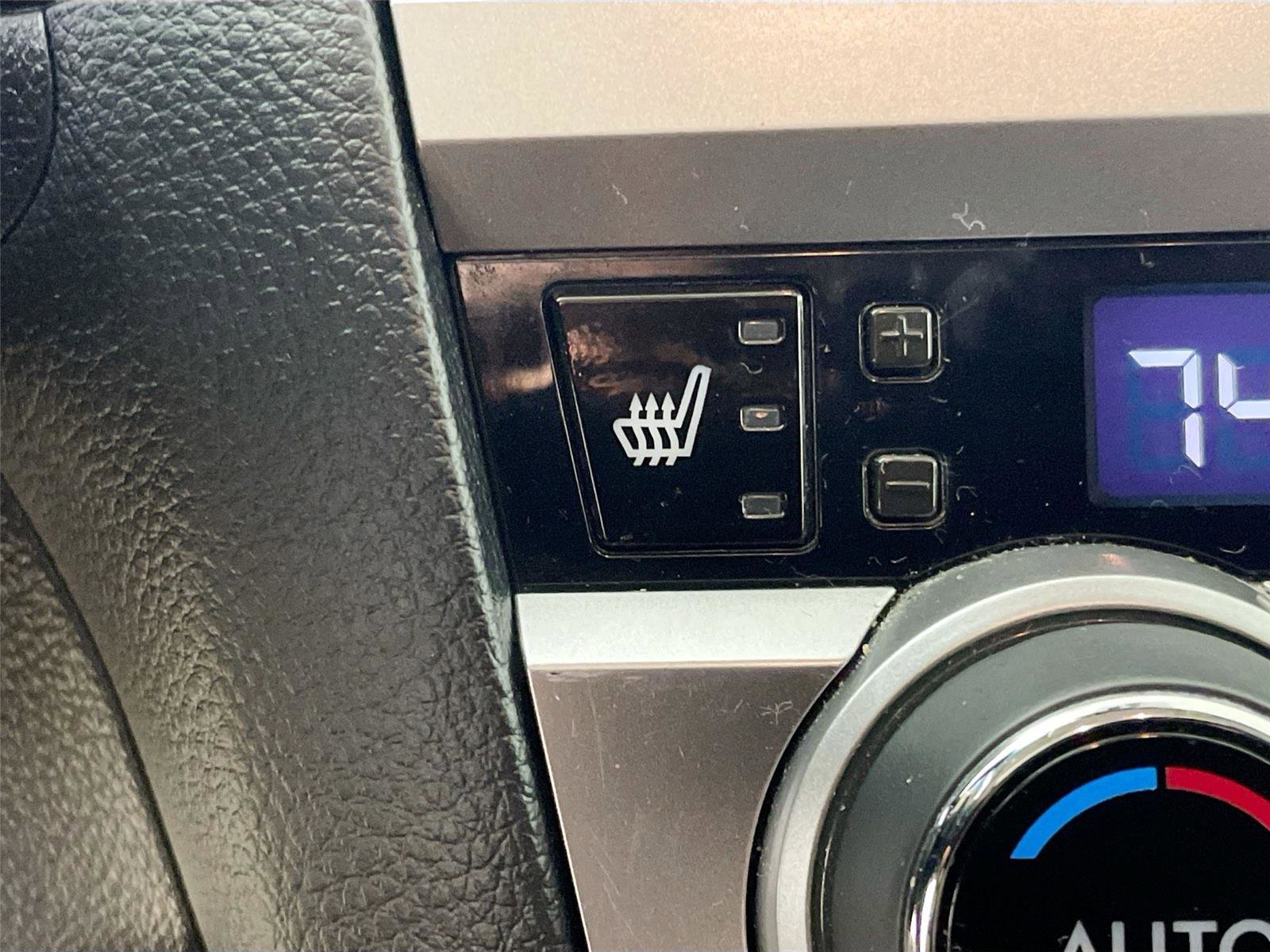 Used 2016 Subaru Outback 2.5i Limited image 16