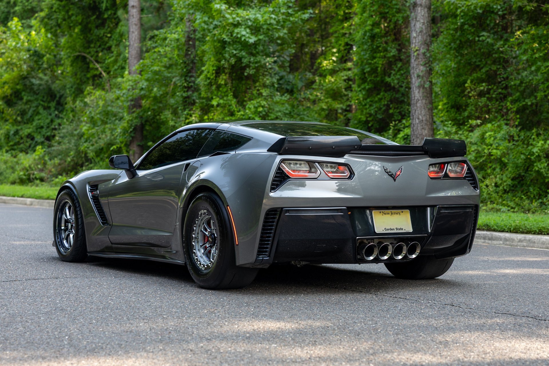 Used 2016 Chevrolet Corvette Z06 w/ Battery Protection Package RWD image 17