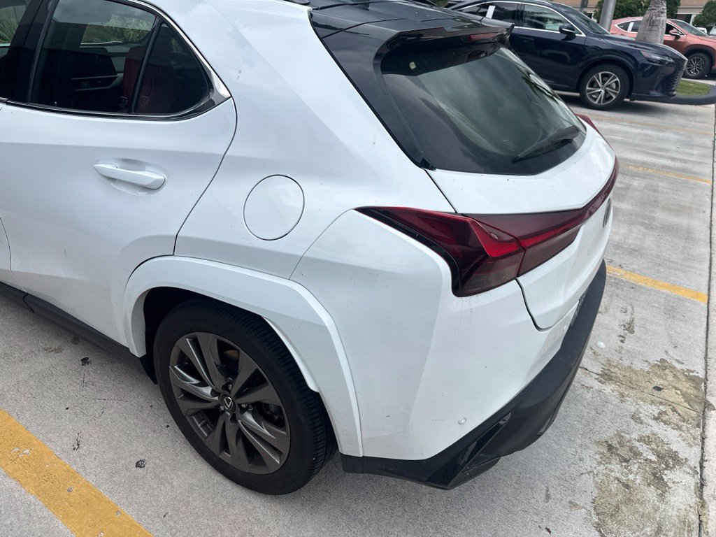 Used 2024 Lexus UX 250h F Sport FWD image 11