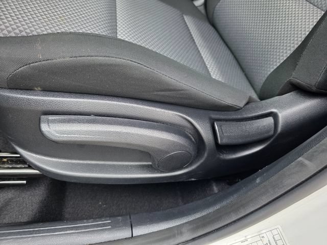 Certified 2025 Kia Soul LX w/ LX Technology Package FWD image 20