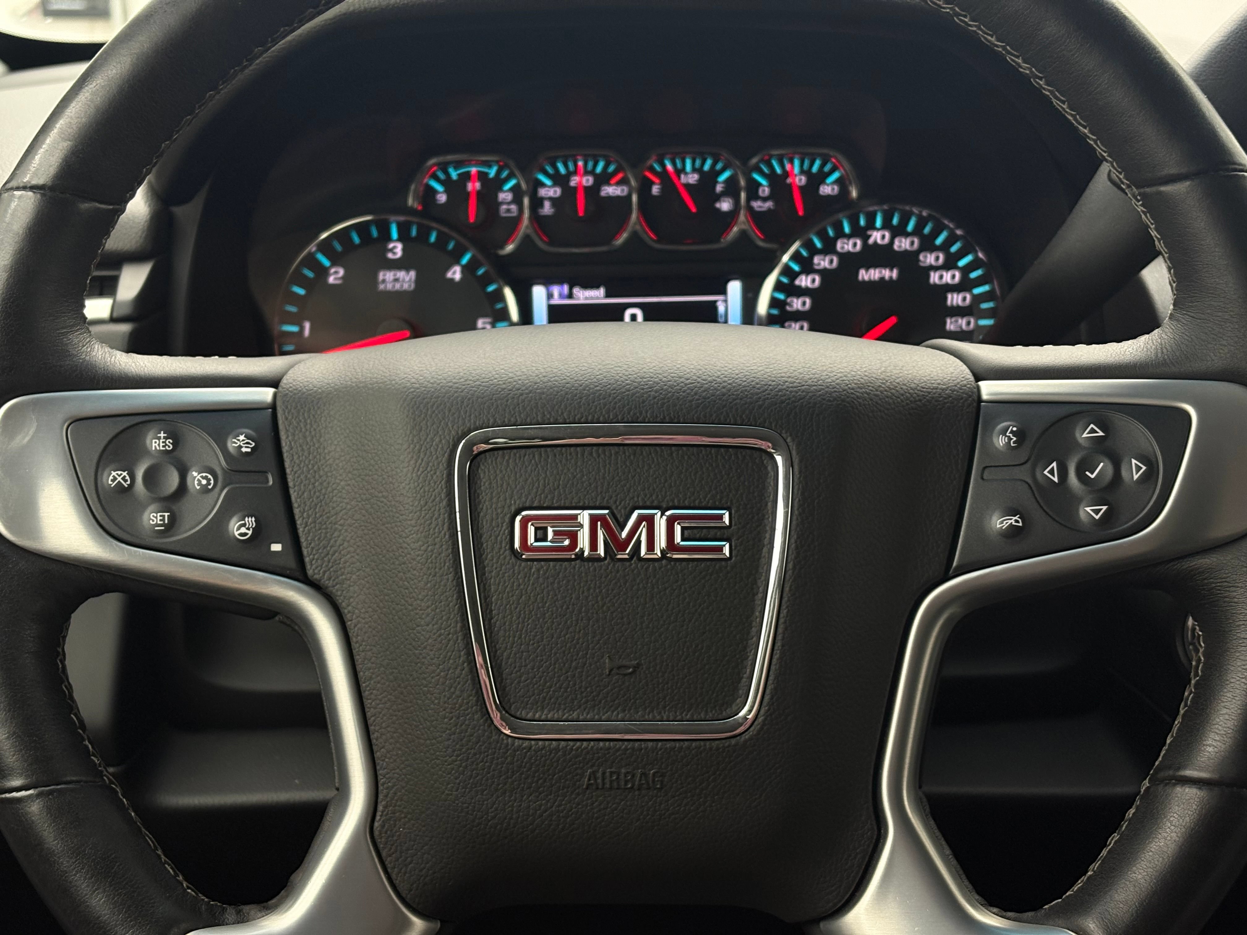 Used 2018 GMC Yukon XL SLT AWD/4WD image 22