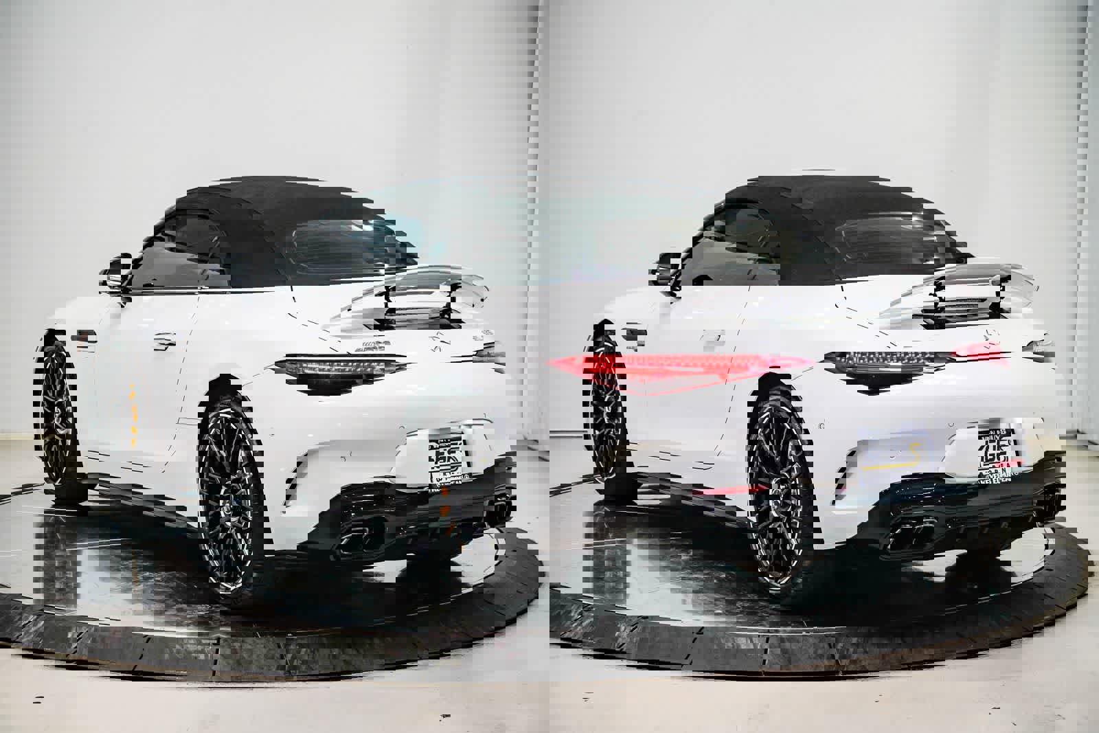 Certified 2022 Mercedes-Benz SL 63 AMG 4MATIC image 2