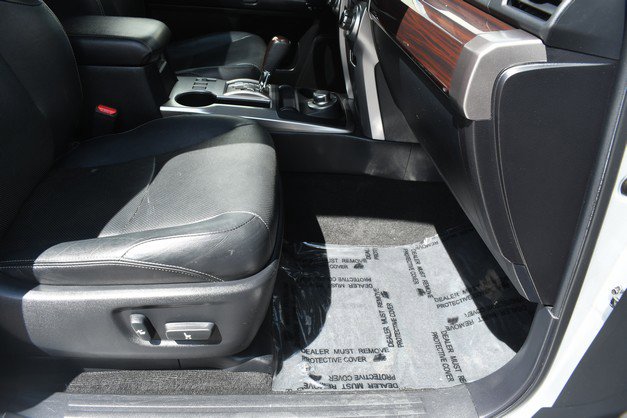 Certified 2019 Toyota 4Runner Limited AWD/4WD image 26