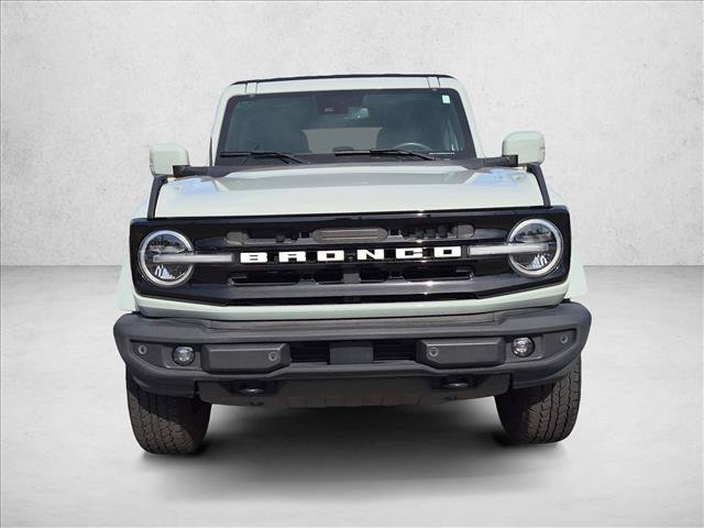 Used 2022 Ford Bronco Outer Banks AWD/4WD image 2