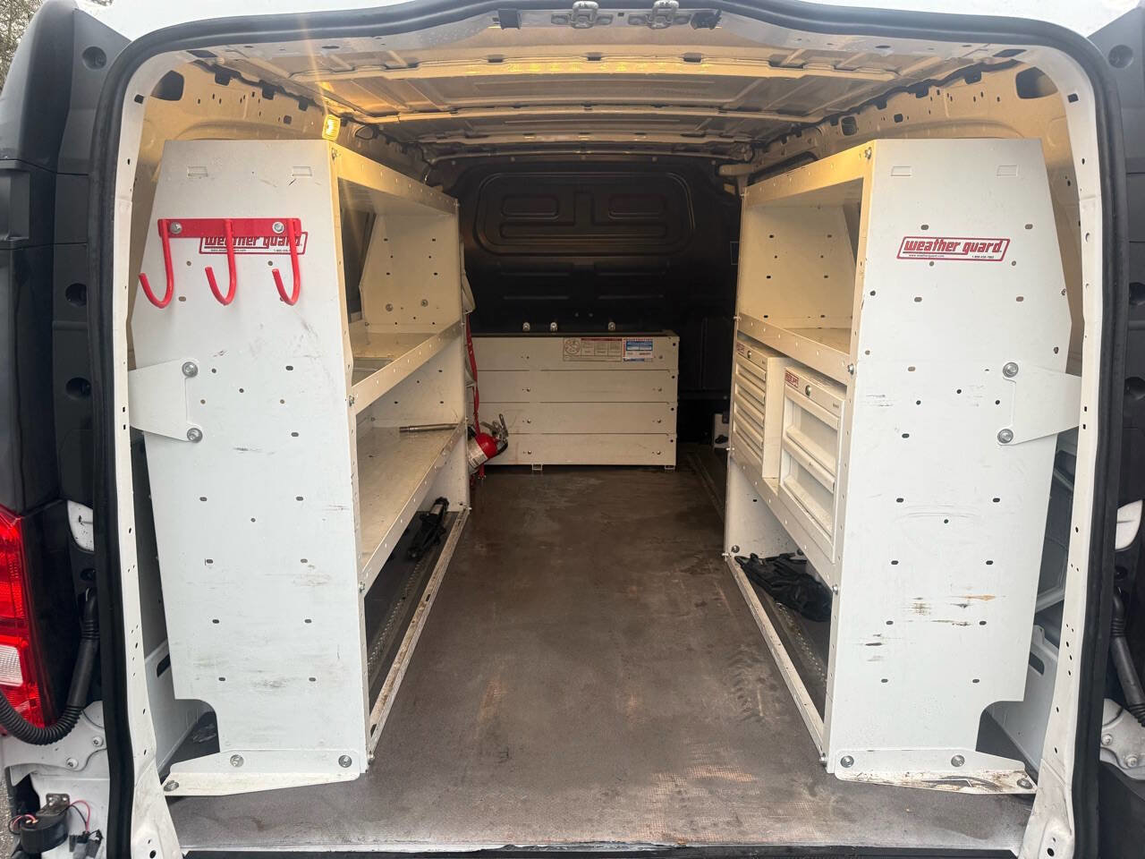 Used 2018 Mercedes-Benz Metris image 4