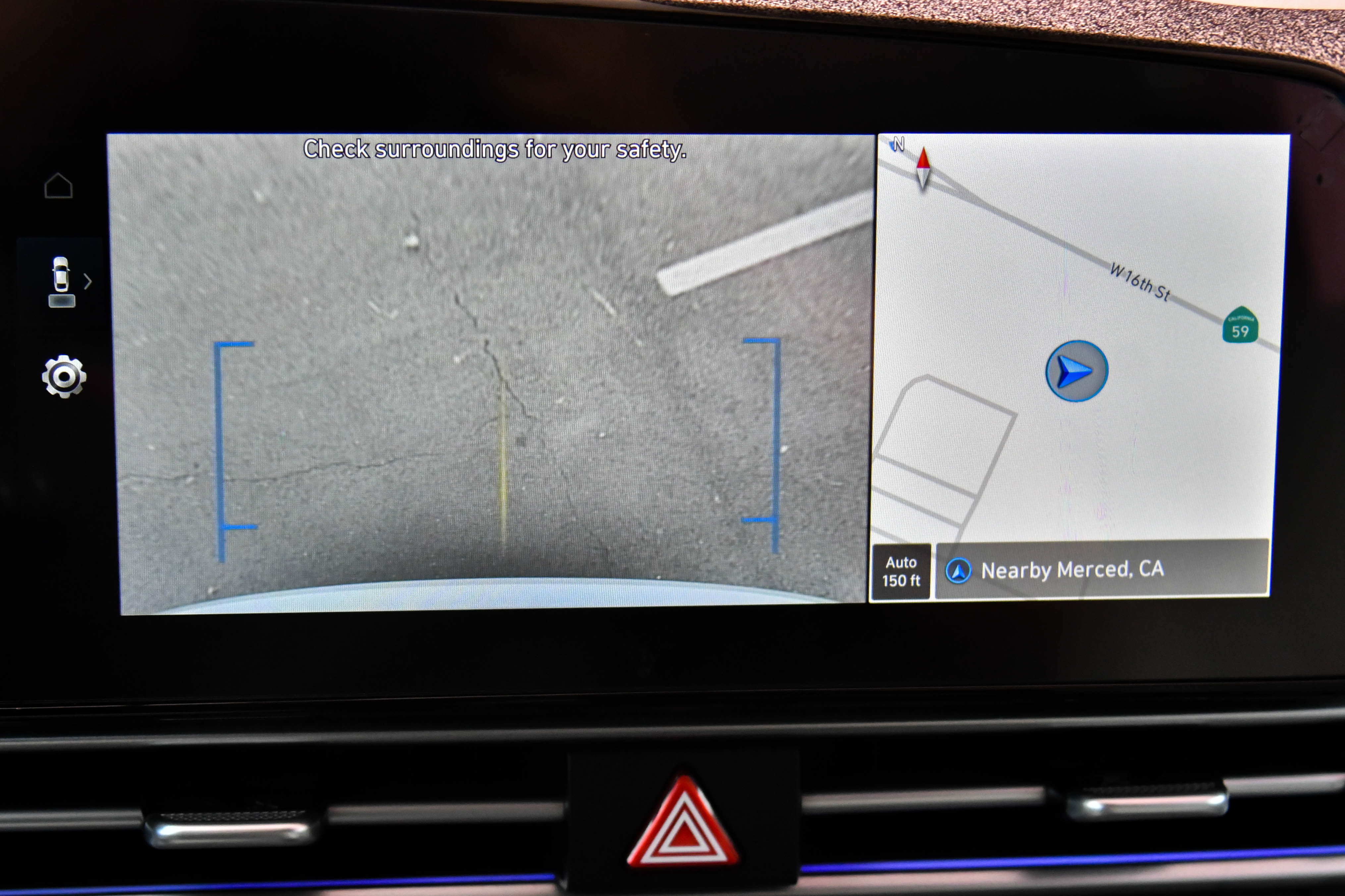 Used 2024 Hyundai Elantra SEL image 18