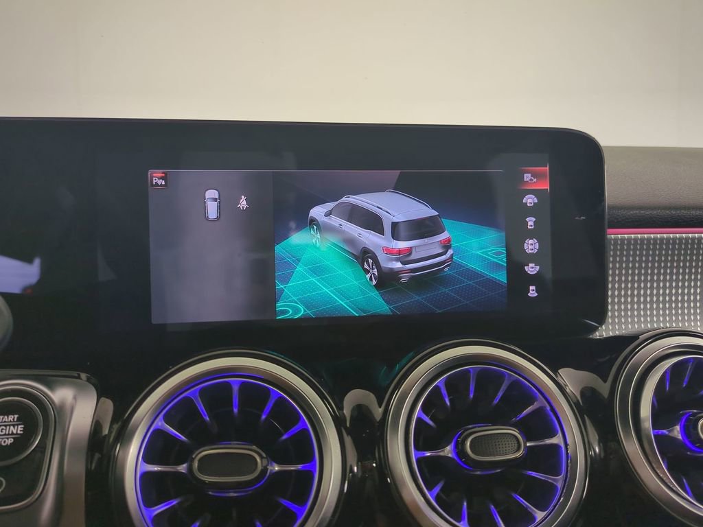 Used 2022 Mercedes-Benz GLB 250 image 26