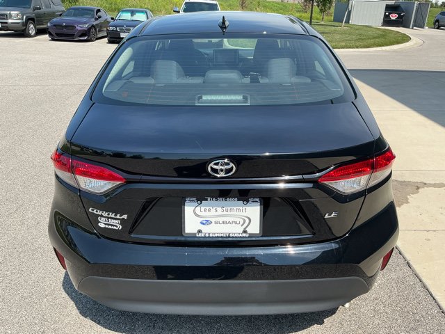 Used 2025 Toyota Corolla LE FWD image 3