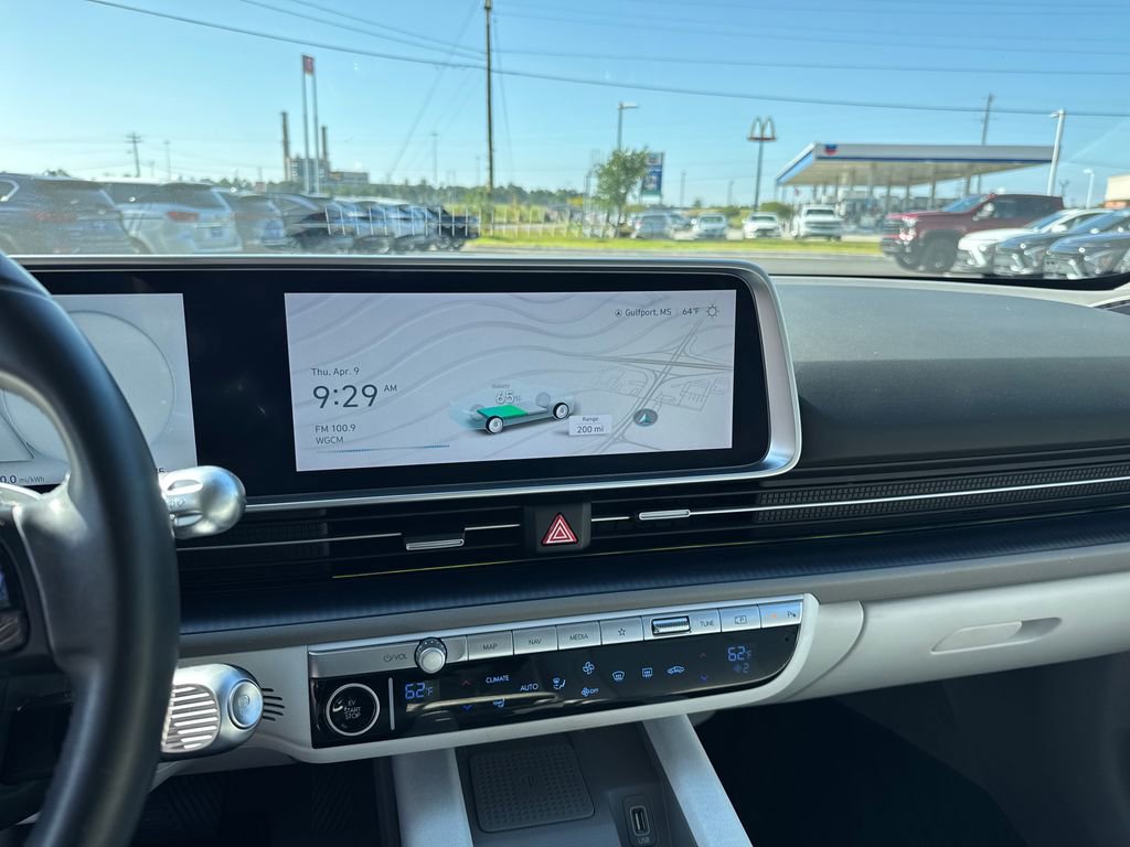 Used 2024 Hyundai Ioniq 6 SEL image 17