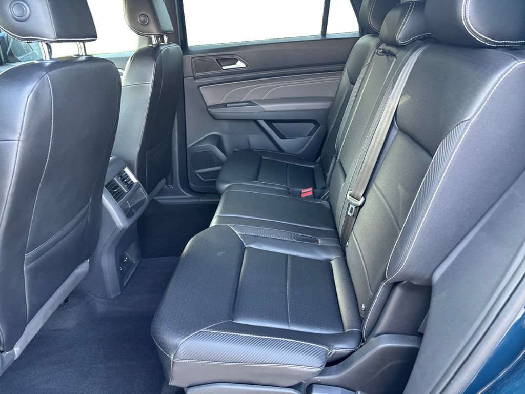 Used 2021 Volkswagen Atlas Cross Sport SE FWD image 13