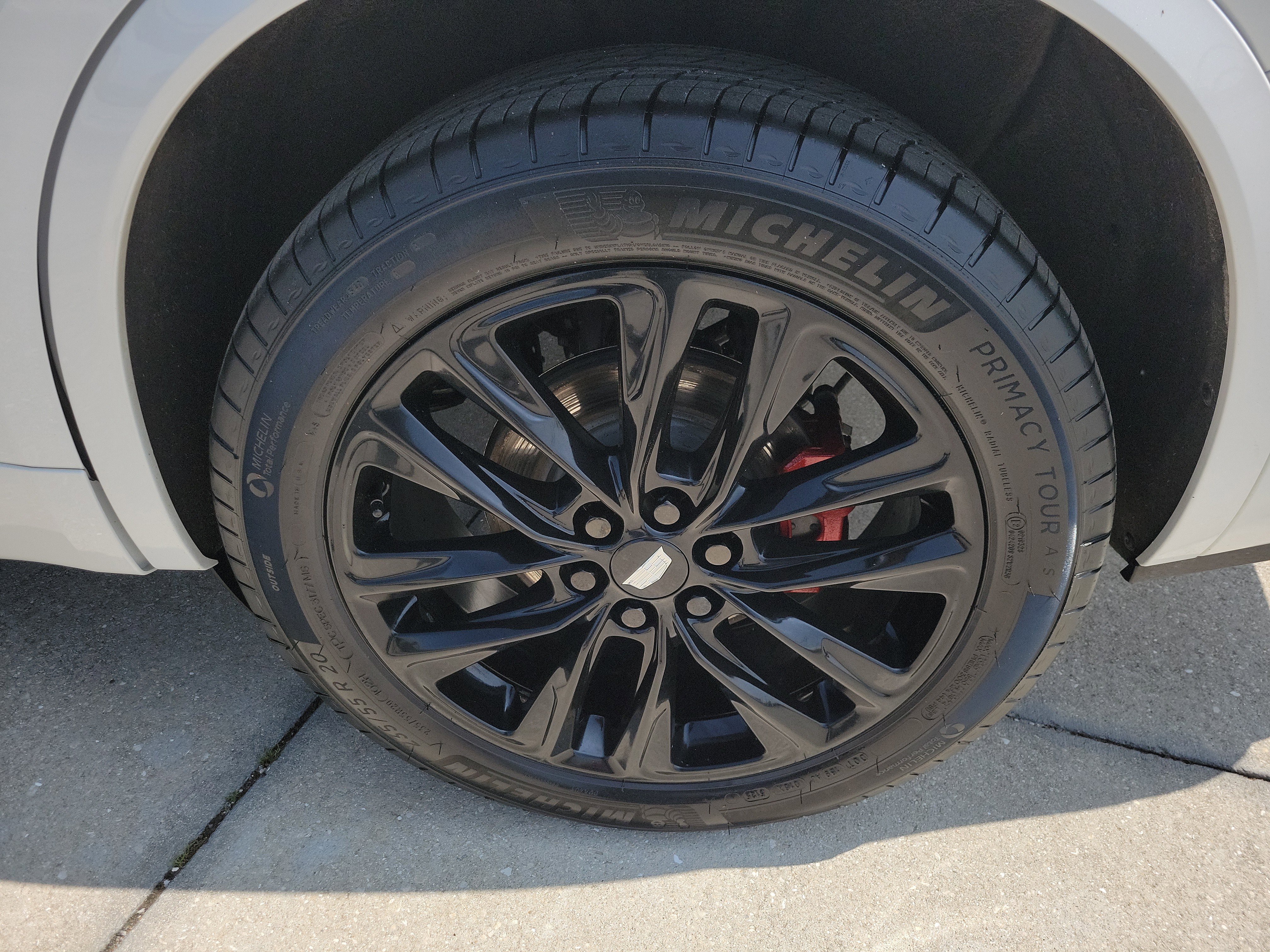 Certified 2024 Cadillac XT6 Sport w/ LPO, Onyx Lite Package image 36