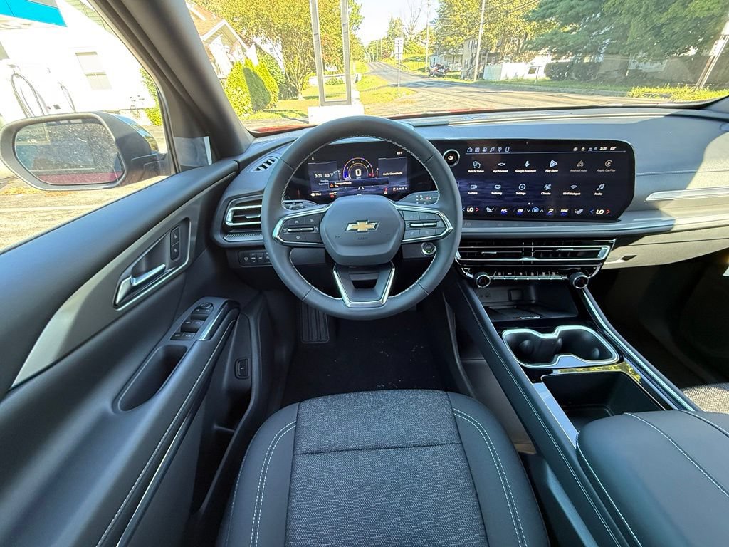 New 2027 Chevrolet Traverse LT AWD/4WD image 45
