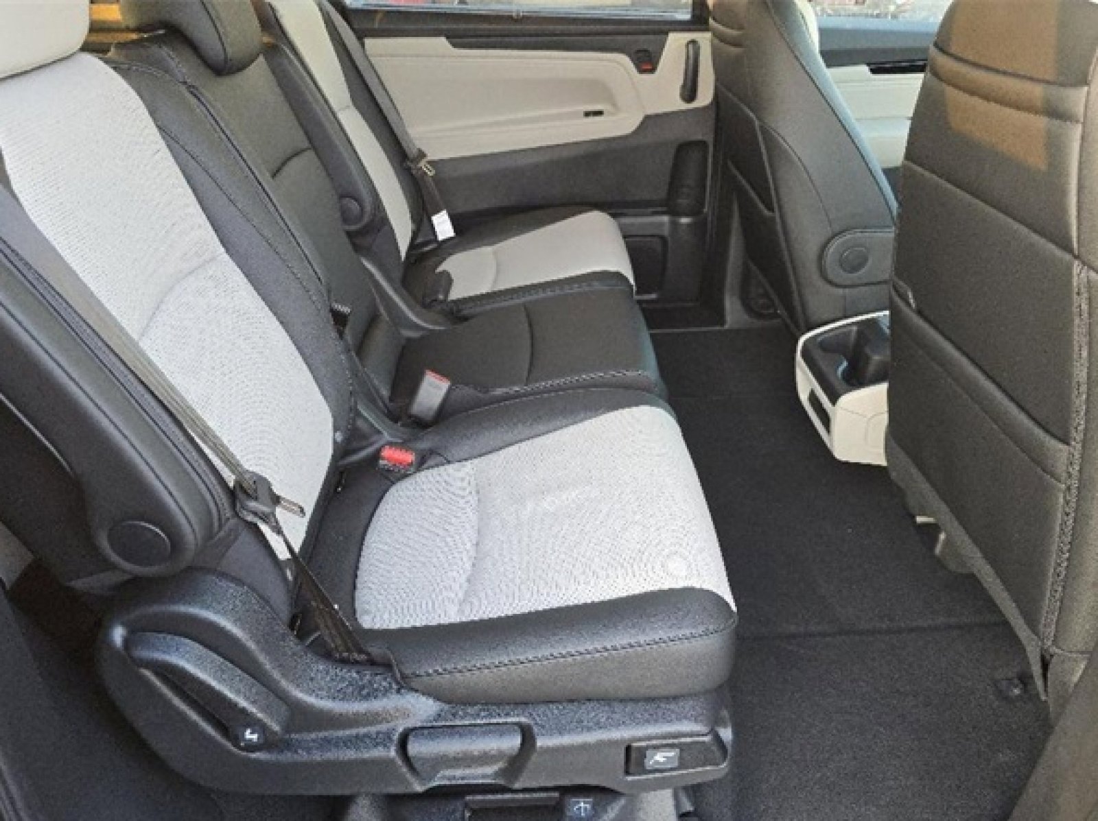 New 2026 Honda Odyssey Elite image 25