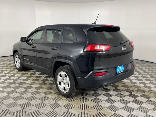 Used 2015 Jeep Cherokee Sport FWD image 21