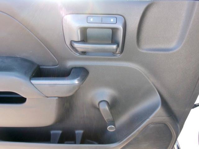 Used 2015 Chevrolet Silverado 1500 W/T RWD image 10