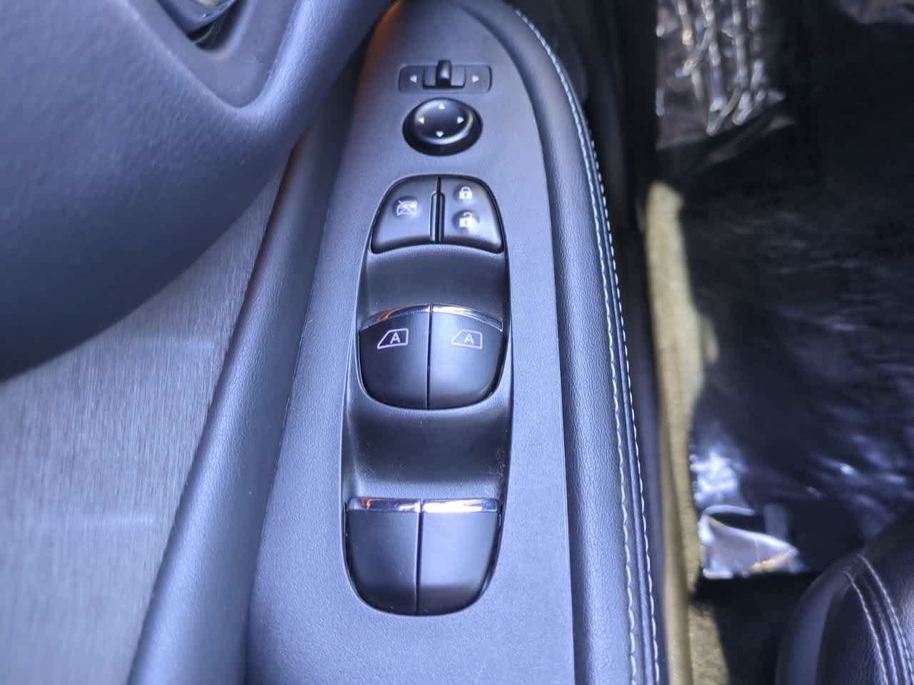 Used 2024 Nissan Murano SL FWD image 24