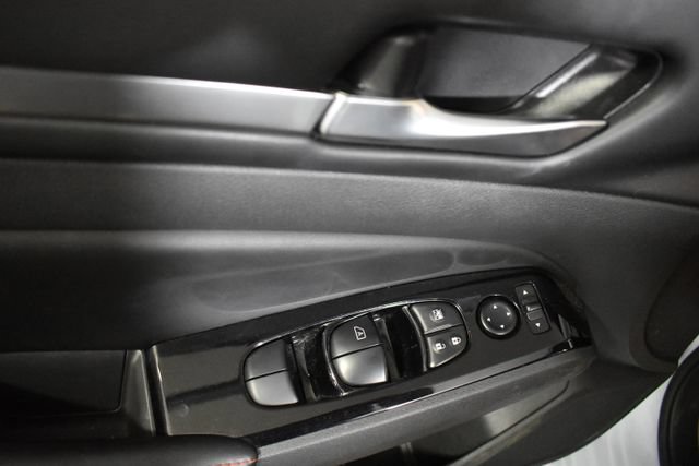 Certified 2024 Nissan Altima 2.5 SR w/ SR Premium Package FWD image 8