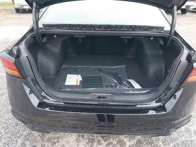 New 2025 Nissan Altima 2.5 SR image 32