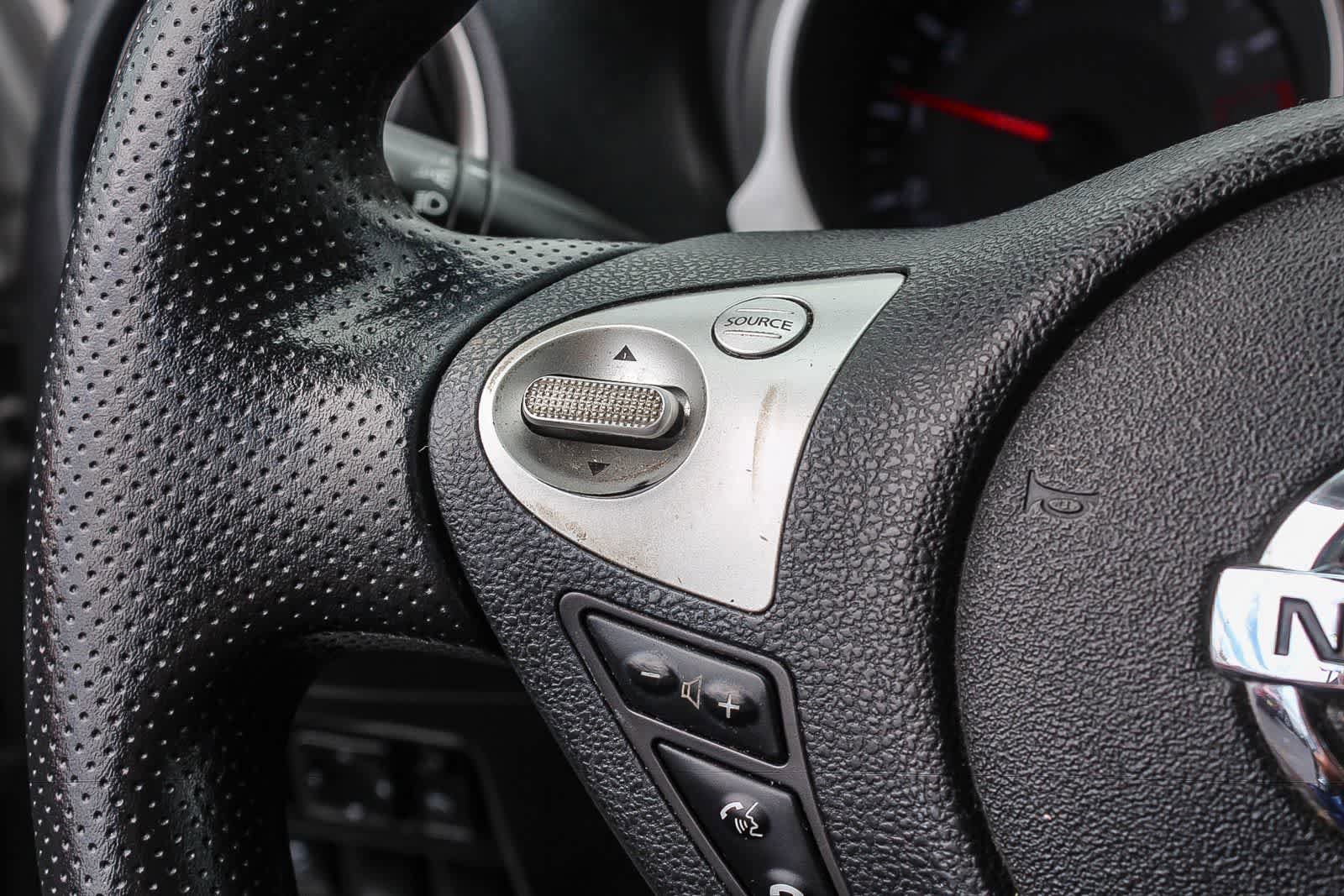 Used 2017 Nissan Juke S FWD image 32
