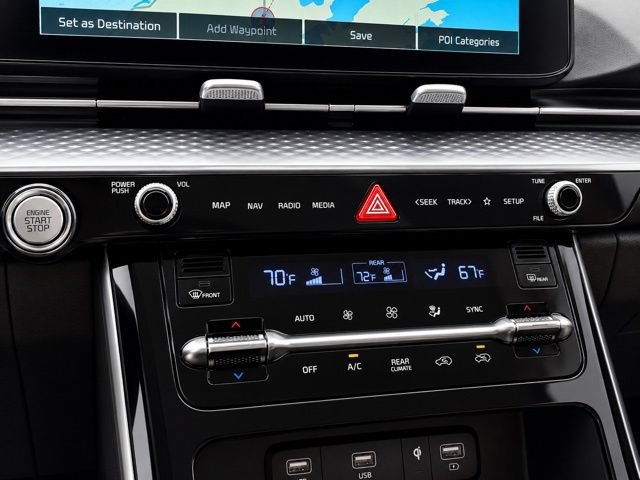 Used 2024 Kia Carnival SX Prestige FWD image 25