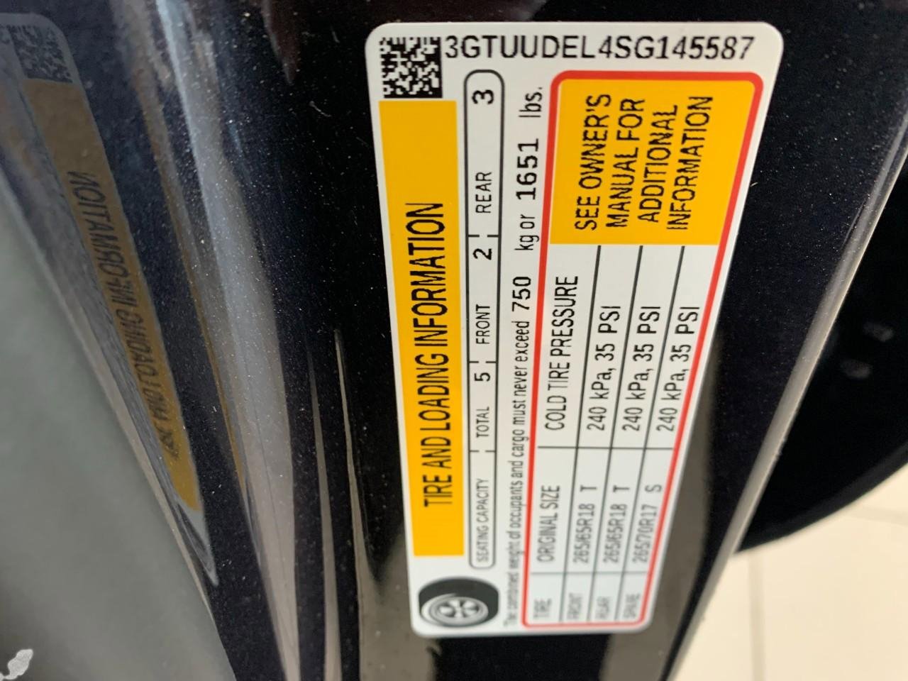 Used 2025 GMC Sierra 1500 SLT w/ SLT Convenience Package image 19