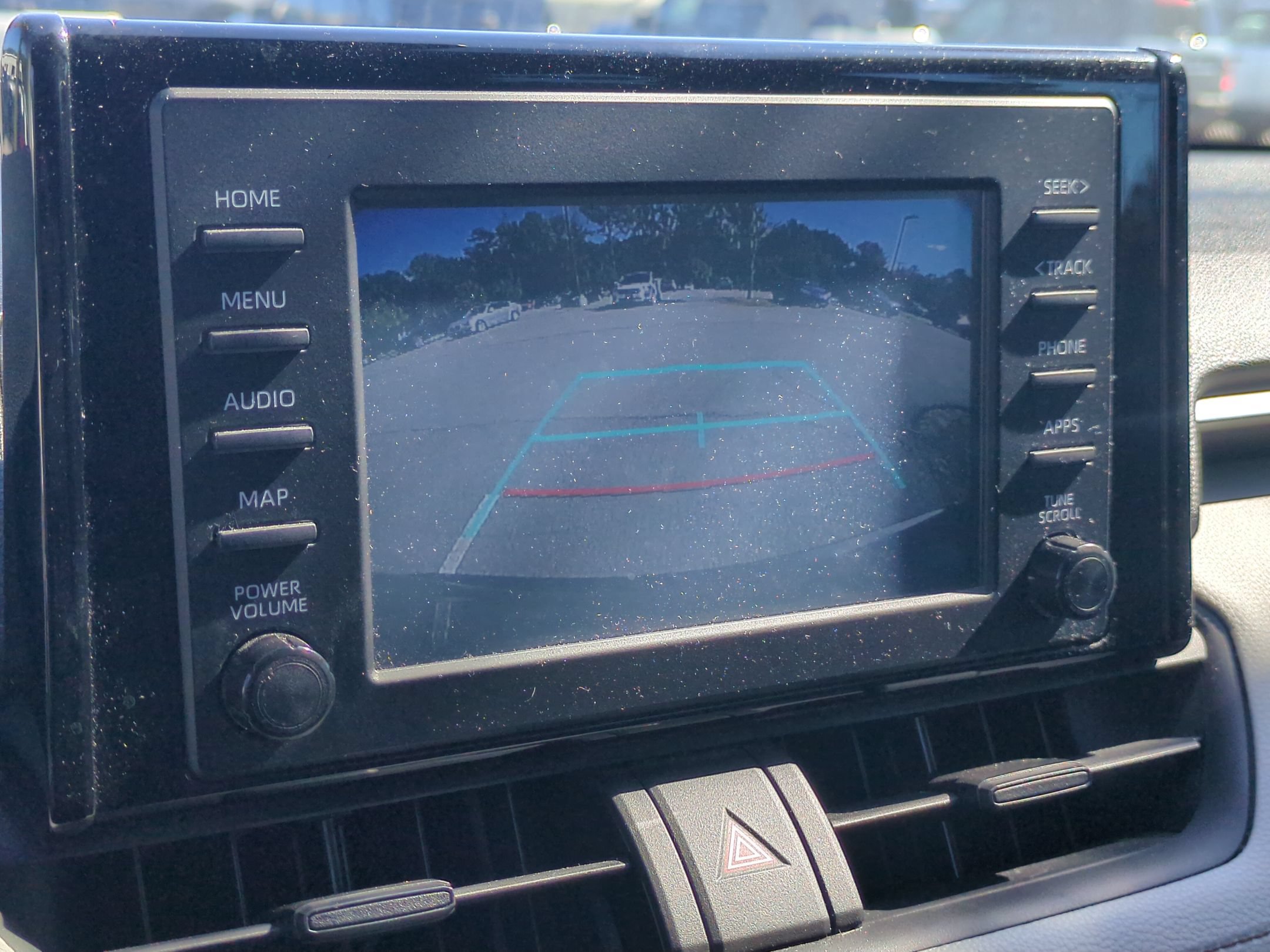 Used 2019 Toyota RAV4 XLE FWD image 21