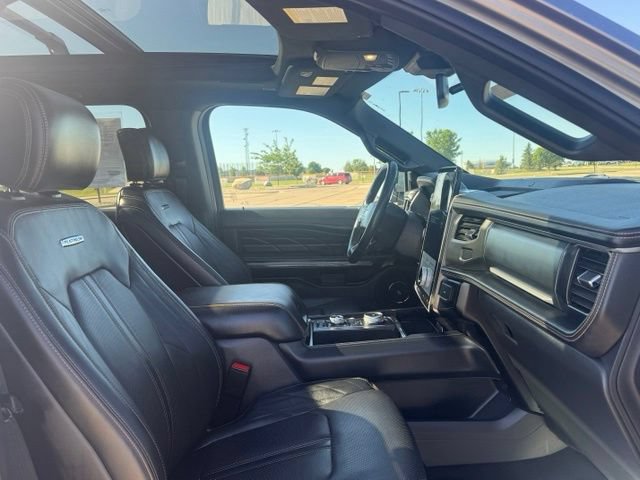 Used 2024 Ford Expedition Max Platinum AWD/4WD image 25
