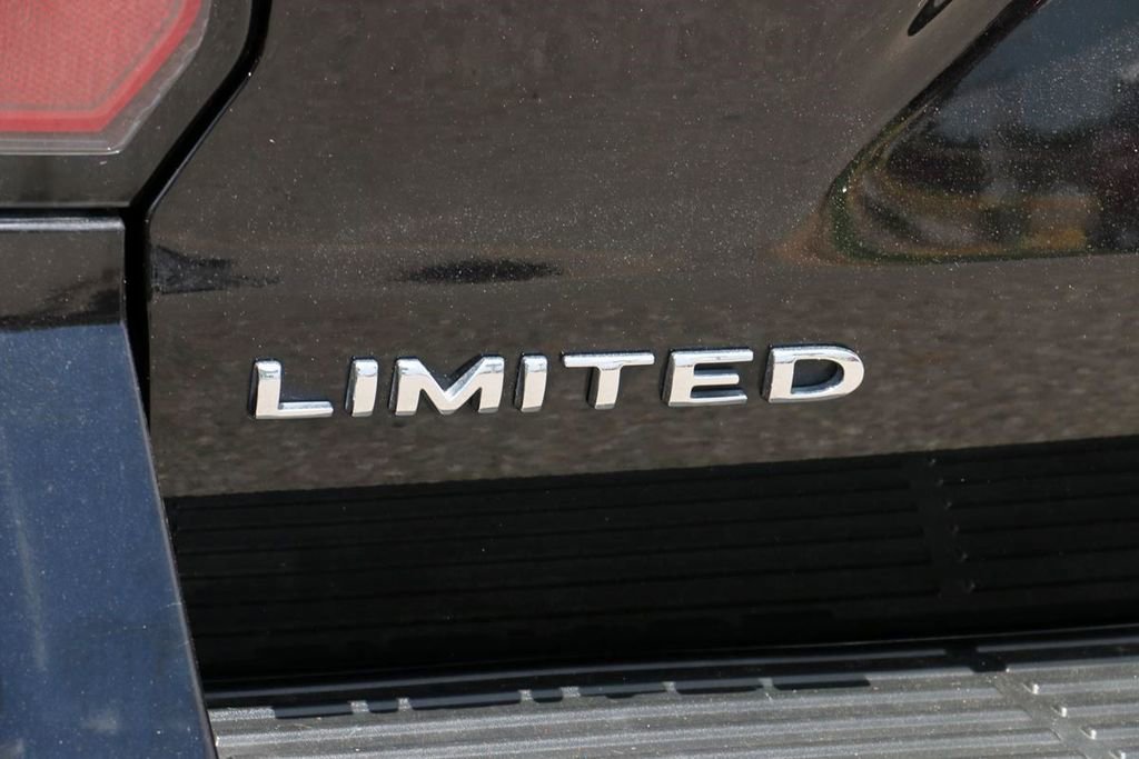 Used 2020 Ford Expedition Limited w/ Equipment Group 301A AWD/4WD image 8