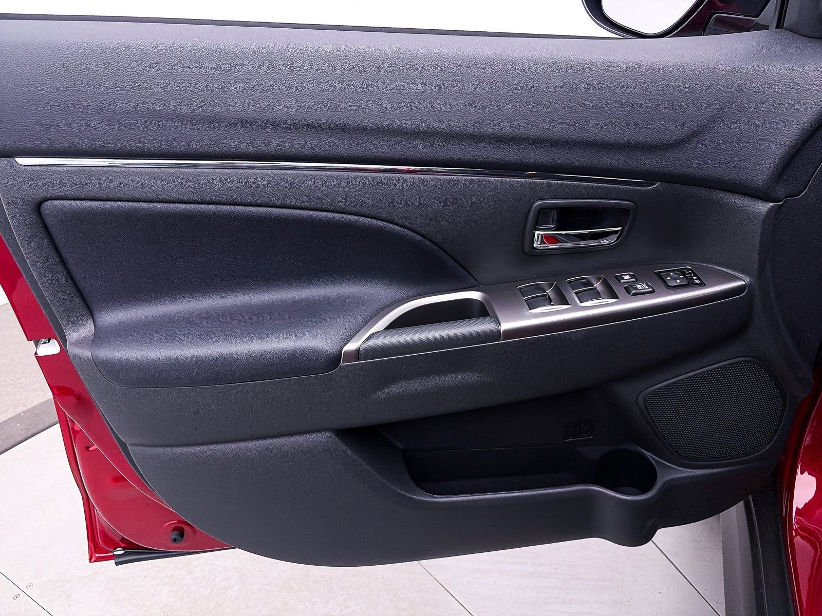 New 2026 Mitsubishi Outlander Sport SE image 7